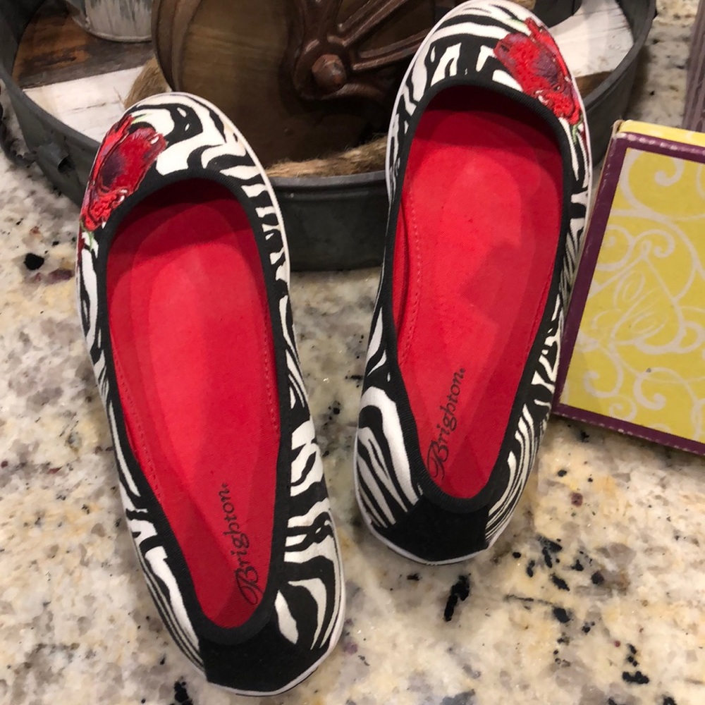 Brighton Zebra Canvas Casuals - Size 8M